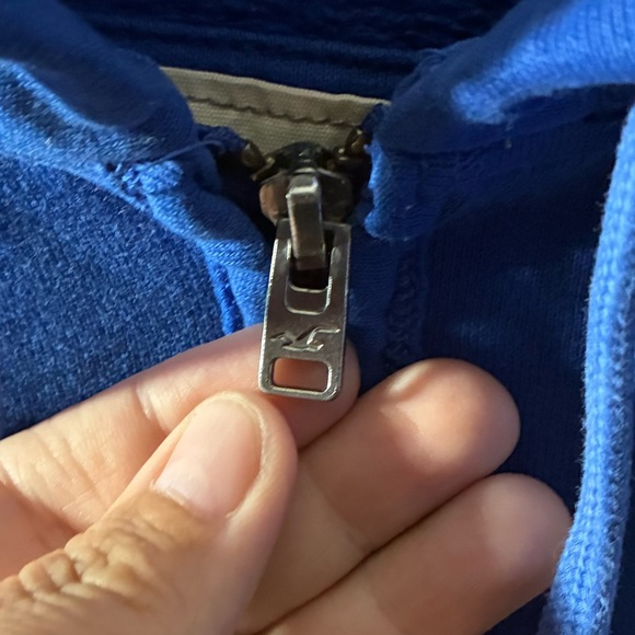 Hollister Women's Vibrant Blue Zip-Up Hoodie M - Picture 5 of 7